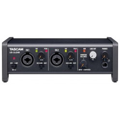 US-2x2 HR - Interfejs USB Audio, 2 wejścia, 2 wyjścia (oprogramowanie Cubase LE + Sample Tank)